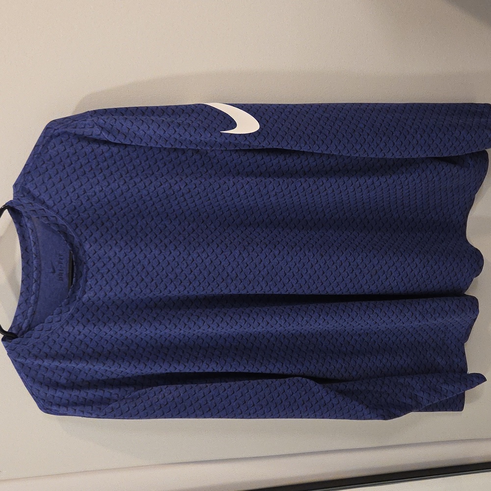 Nike Mens XL Dri-fit Long Sleeve Logo Workout Shirt Large Logo